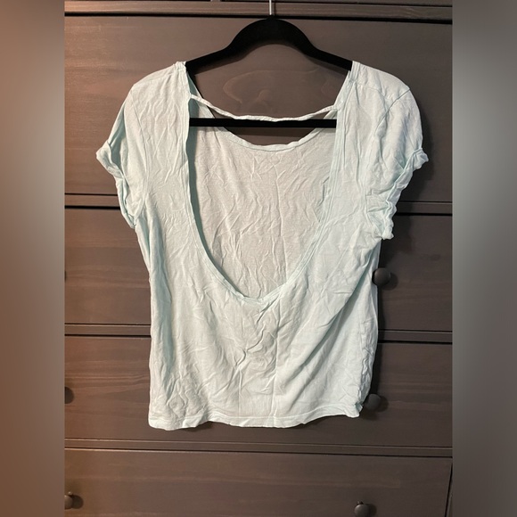 PINK Victoria’s Secret Low Back Tee - Picture 2 of 3